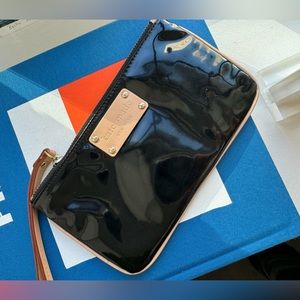 kate spade Wristlet